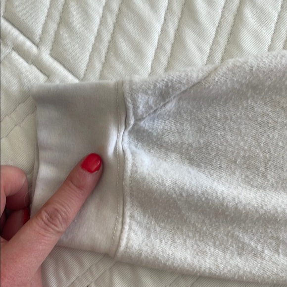 Wildfox White knit Shirt/sweater with Red Guard Print - Picture 5 of 11
